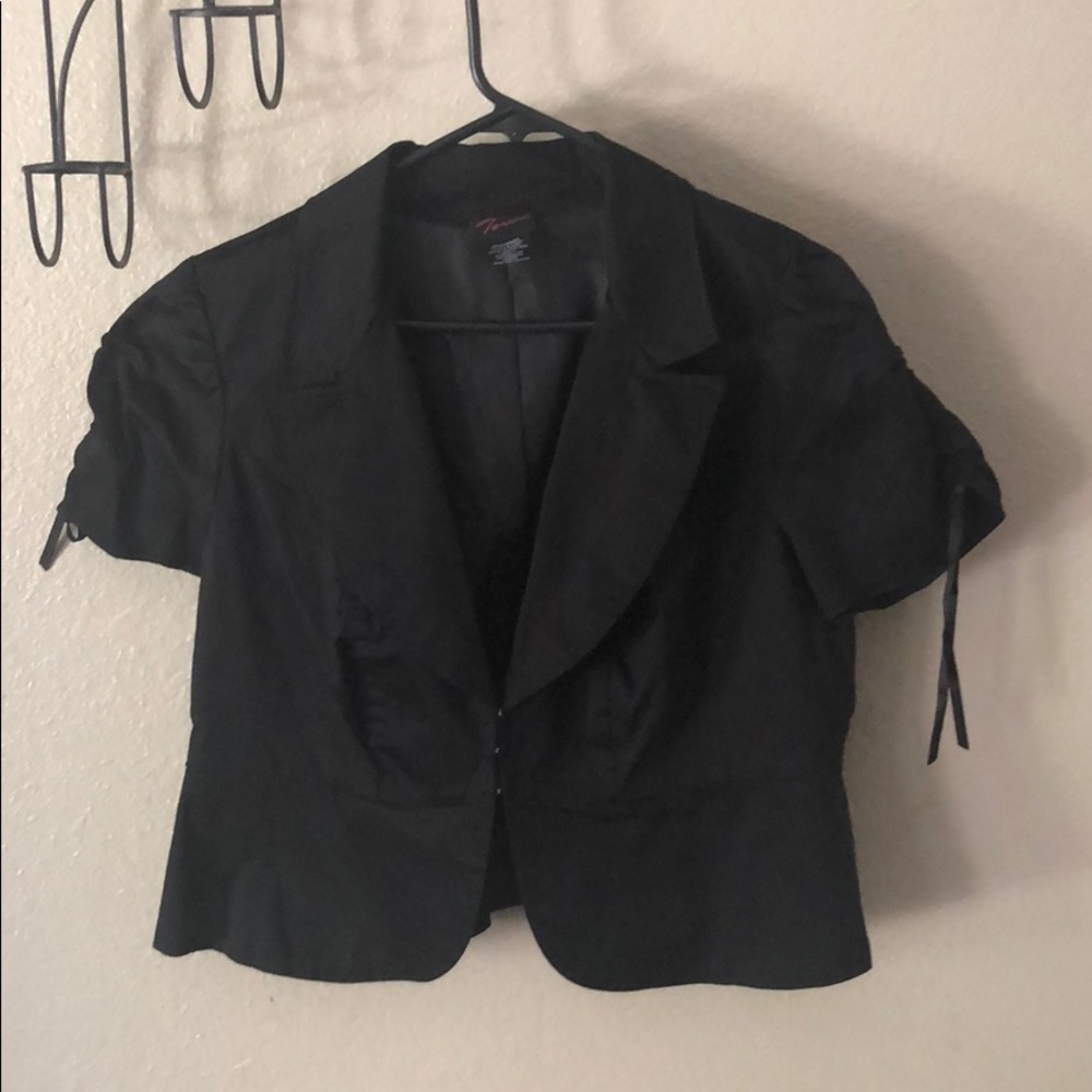 Torrid Short Sleeve cardigan top size 1xl